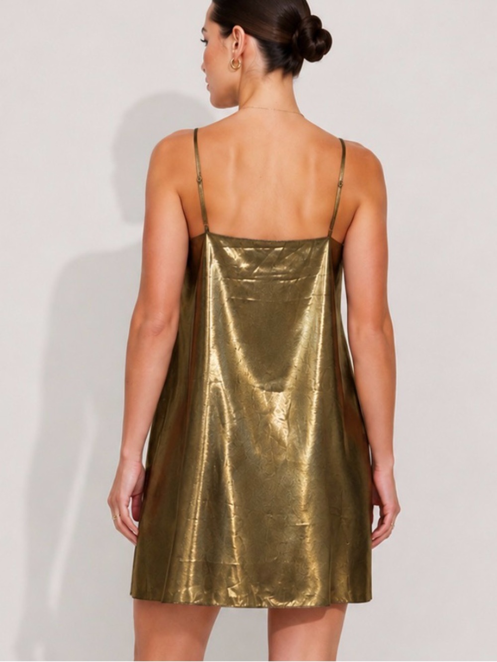 Aritzia WILFRED Free Broué Gold Metallic Slip Dress Size M - Picture 6 of 11